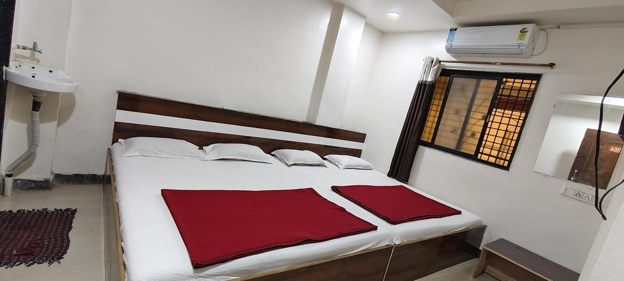 Sai Ganesh Guest House シルディ 部屋 写真