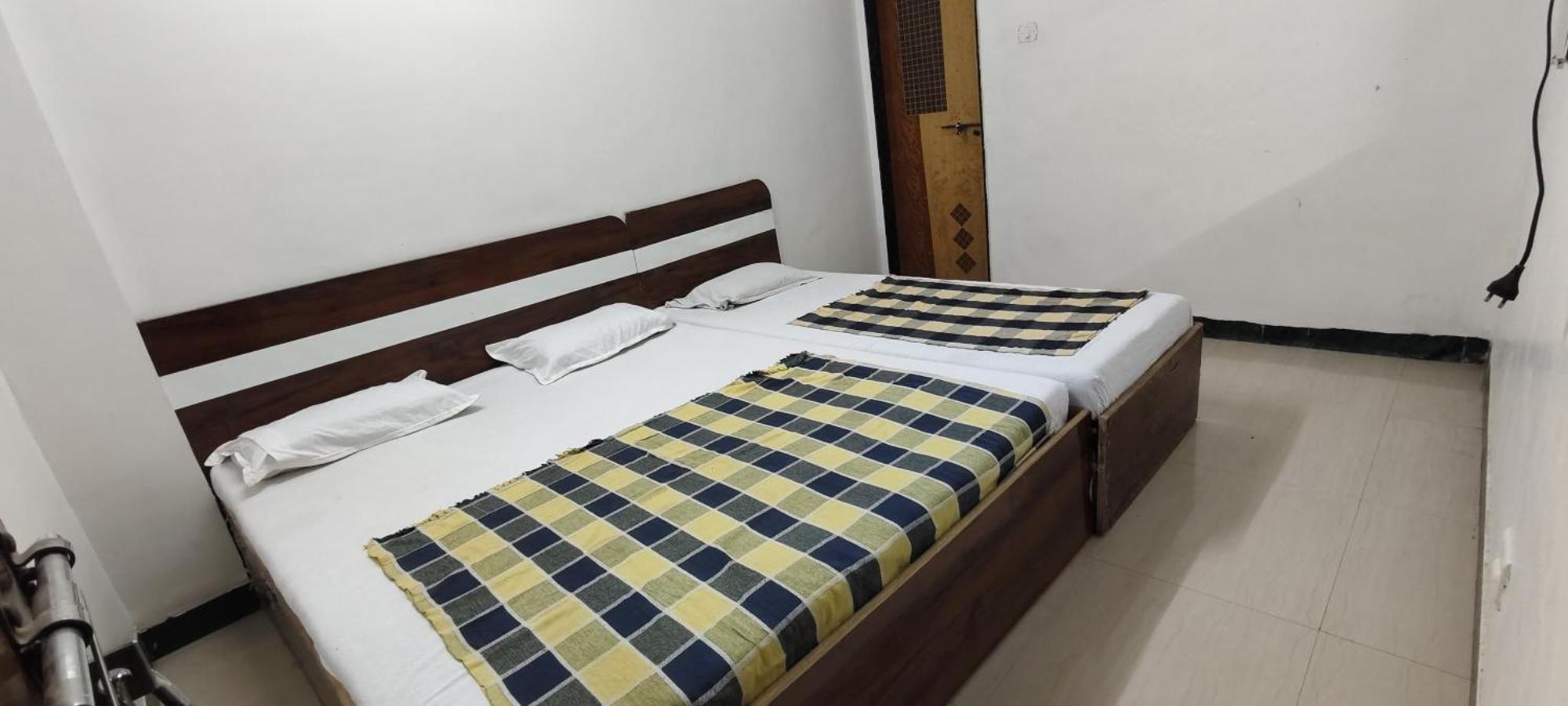 Sai Ganesh Guest House シルディ 部屋 写真